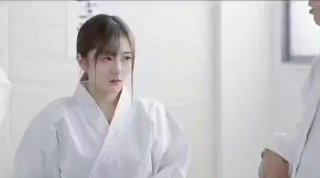 秘书培育中透け透けワイセツな竞泳水着を强要された新人インストラクタ（无码流出版）